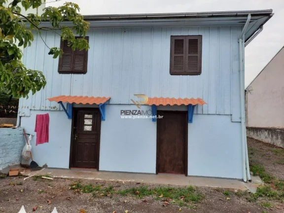 Imagem Casa para Venda em Concórdia, Nazaré, 3 dormitórios, 1 banheiro
