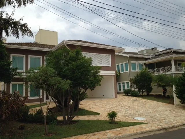 Imagem Luxuosa Casa no Condomínio Alphaville 1 Campinas para Locação - 5 Suítes, Piscina, Sauna e Jacuzzi