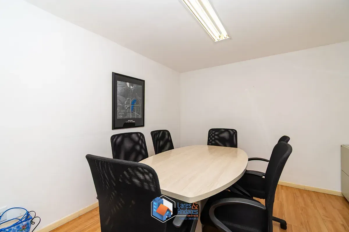 Imagem Conjunto comercial para venda em Centro, 378m²