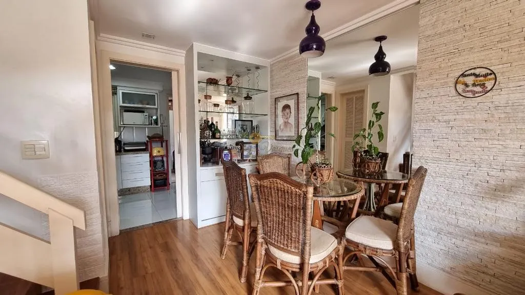 Imagem Casa em Condomínio para Venda em Teresópolis / RJ no bairro Várzea