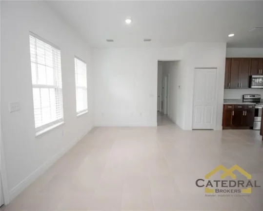 Imagem Casa com 4 quartos por $269,900 (dólar) em Ocala - Flórida - Estados Unidos