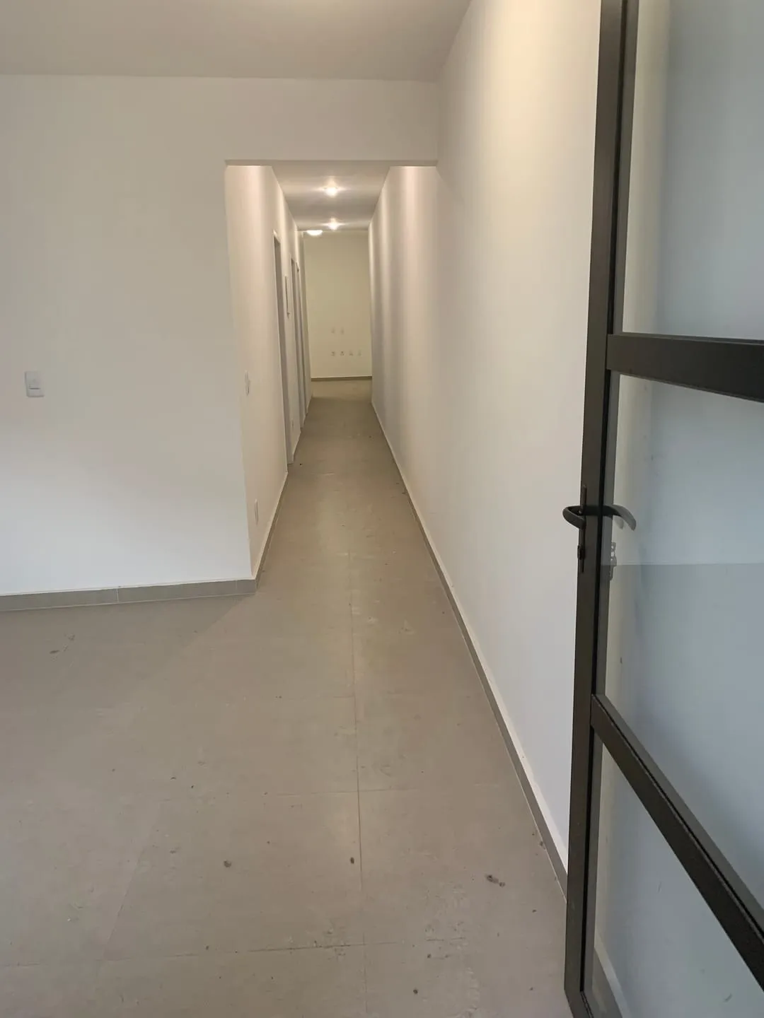 Imagem Comercial para Locação 100M², Centro, Pindamonhangaba - SP