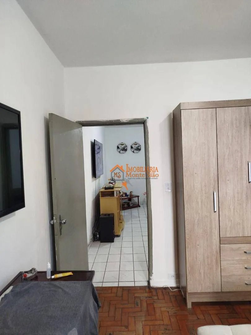 Imagem Casa com 3 dormitórios à venda, 2000 m² por R$ 330.000,00 - São João - Guarulhos/SP