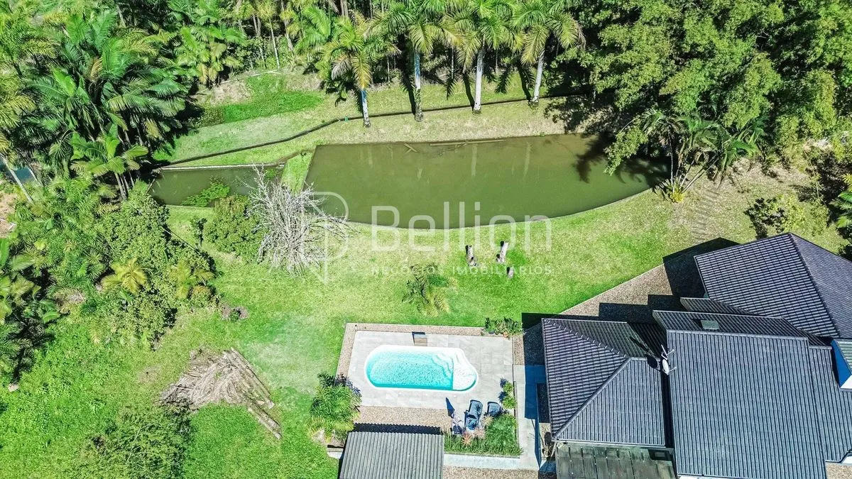 Imagem Casa com 2 lagoas, água corrente e piscina, um verdadeiro paraíso!