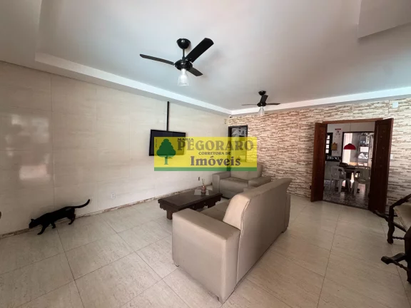 Imagem Sobrado com 7 Suítes, Piscina e Área Gourmet ? Excelente Oportunidade de Negócio