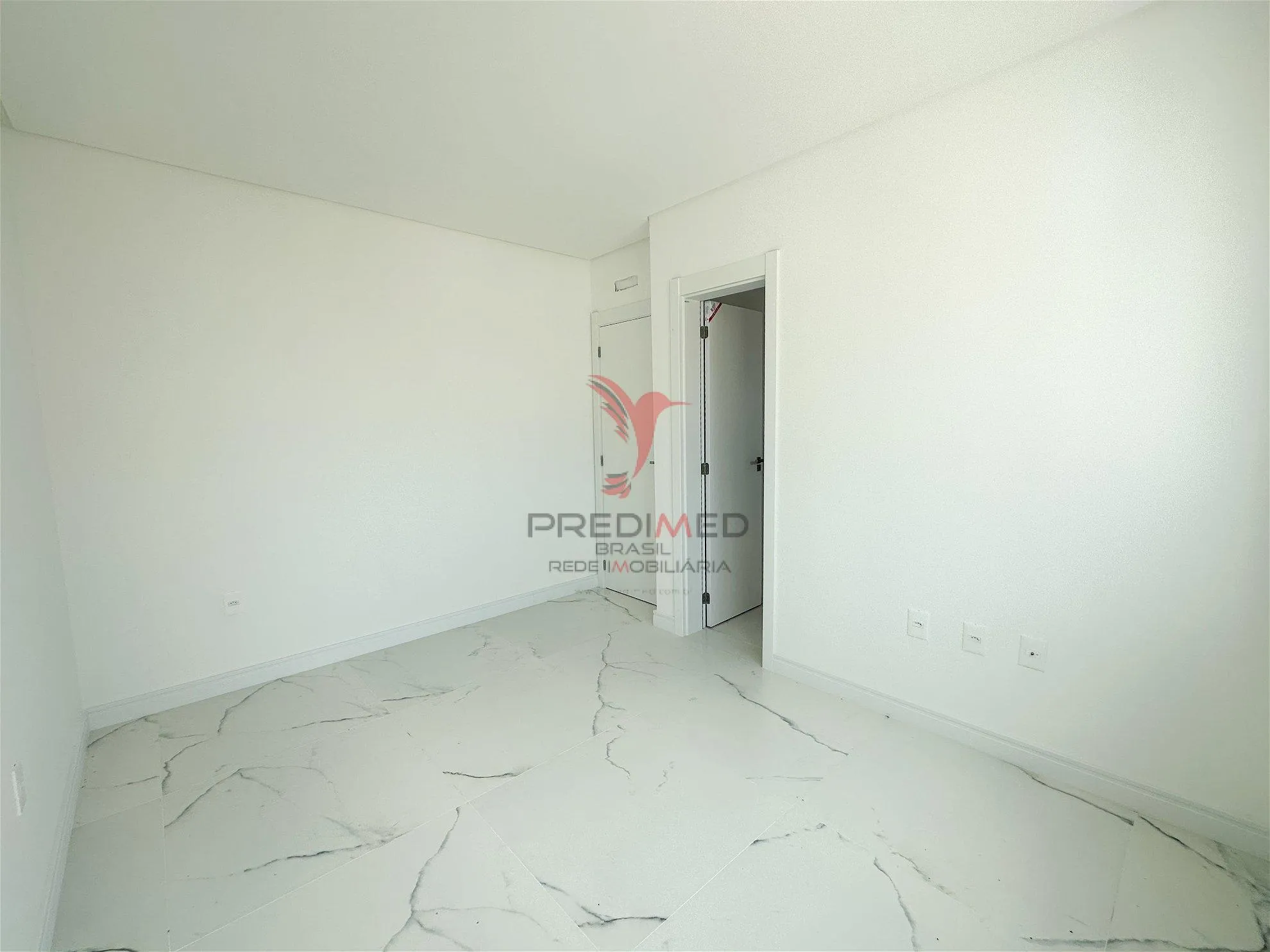 Imagem 3Suites, Em Itapema Um verdadeiro investimento belissimo para voce viver com Sua familia