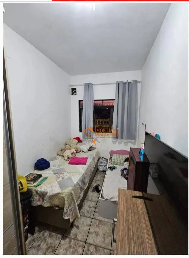 Imagem Sobrado com 8 dormitórios à venda, 400 m² por R$ 635.000,00 - Jardim Adriana - Guarulhos/SP