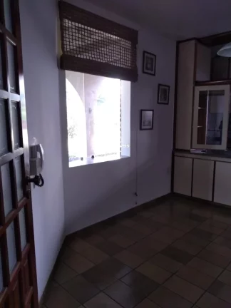 Imagem Imperdível: Casa de Luxo no Jardim da Saúde, São Paulo - 3 quartos, 3 suítes, 3 salas, 4 banheiros, 4 vagas - 510 m²