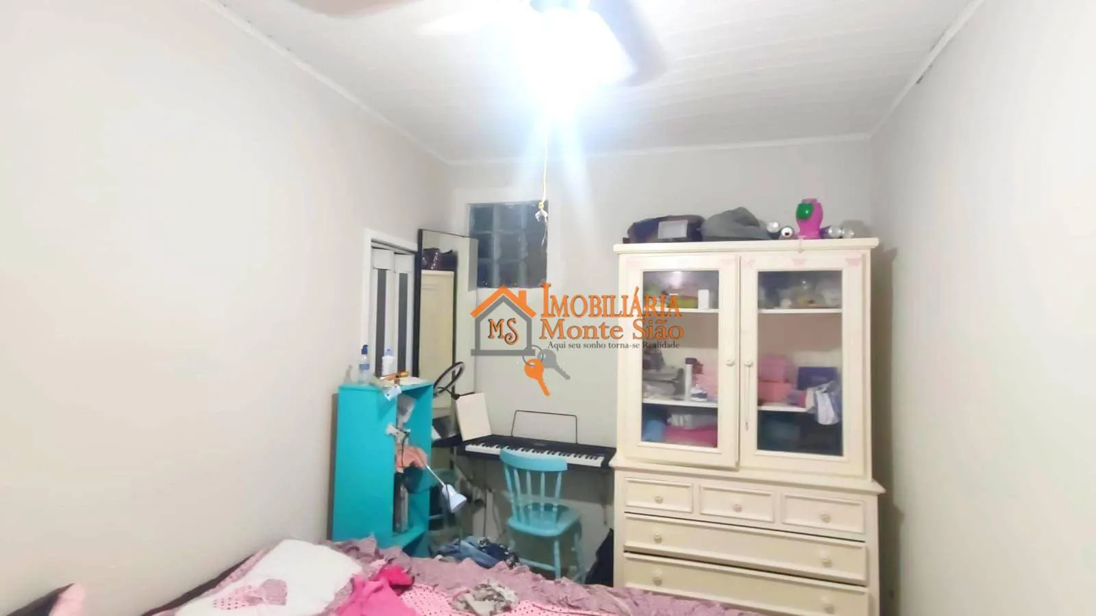Imagem Casa com 4 dormitórios à venda, 200 m² por R$ 749.900,00 - Jardim Adriana - Guarulhos/SP