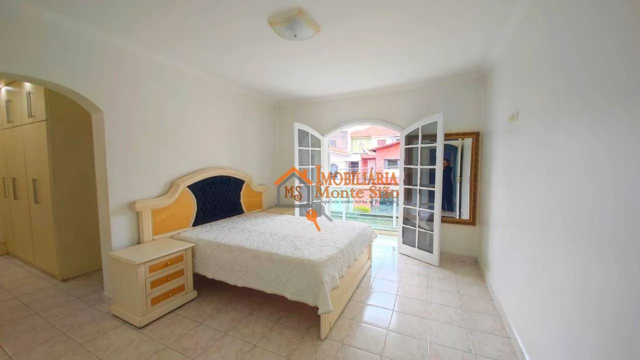 Imagem Sobrado com 3 dormitórios à venda, 307 m² por R$ 1.800.000,00 - Jardim Santa Mena - Guarulhos/SP