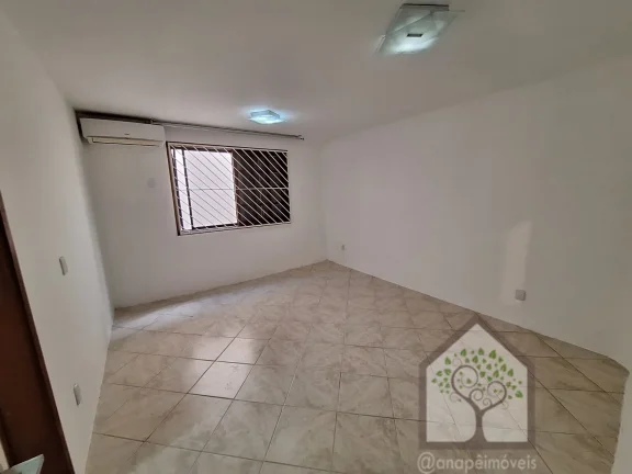 Imagem Casa térrea no Parque São Jorge – Florianópolis