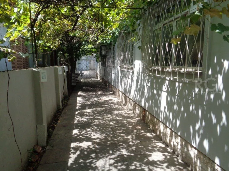Imagem Casa para Venda - 200m², 3 dormitórios, 2 vagas - Navegantes
