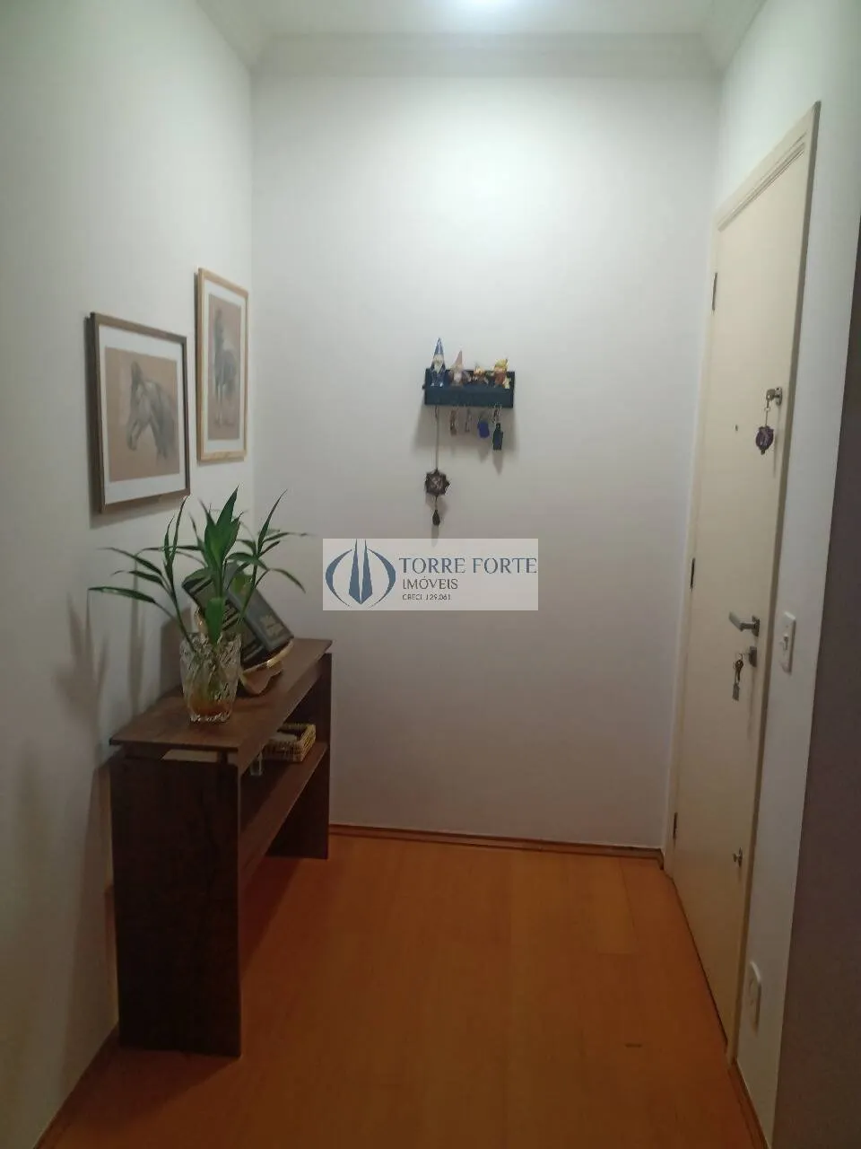 Imagem Lindo apartamento sem condomínio 3 dormitórios, 1 suíte, 2 vagas