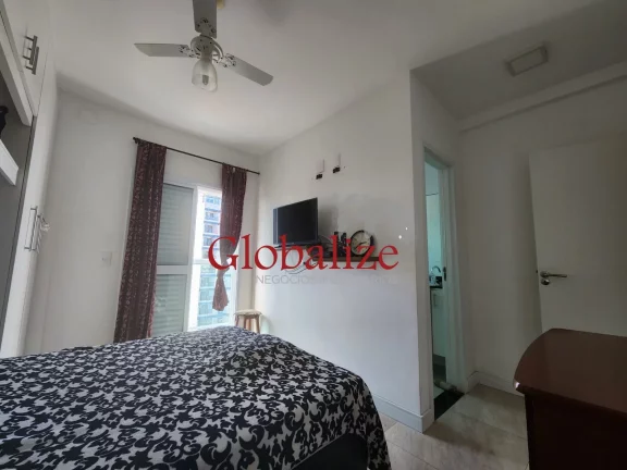 Imagem Apartamento à venda no Bairro Embaré, com 2 dormitórios, 1 vaga em Santos por R$ 680.000,00