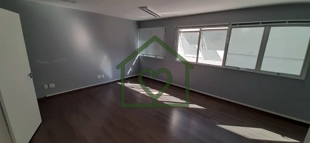 Imagem Sala comercial premium em endereço privilegiado, localizado estrategicamente entre o fórum central...