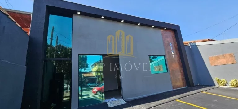 Imagem Maravilhoso ponto comercial na cidade jardim todo reformado