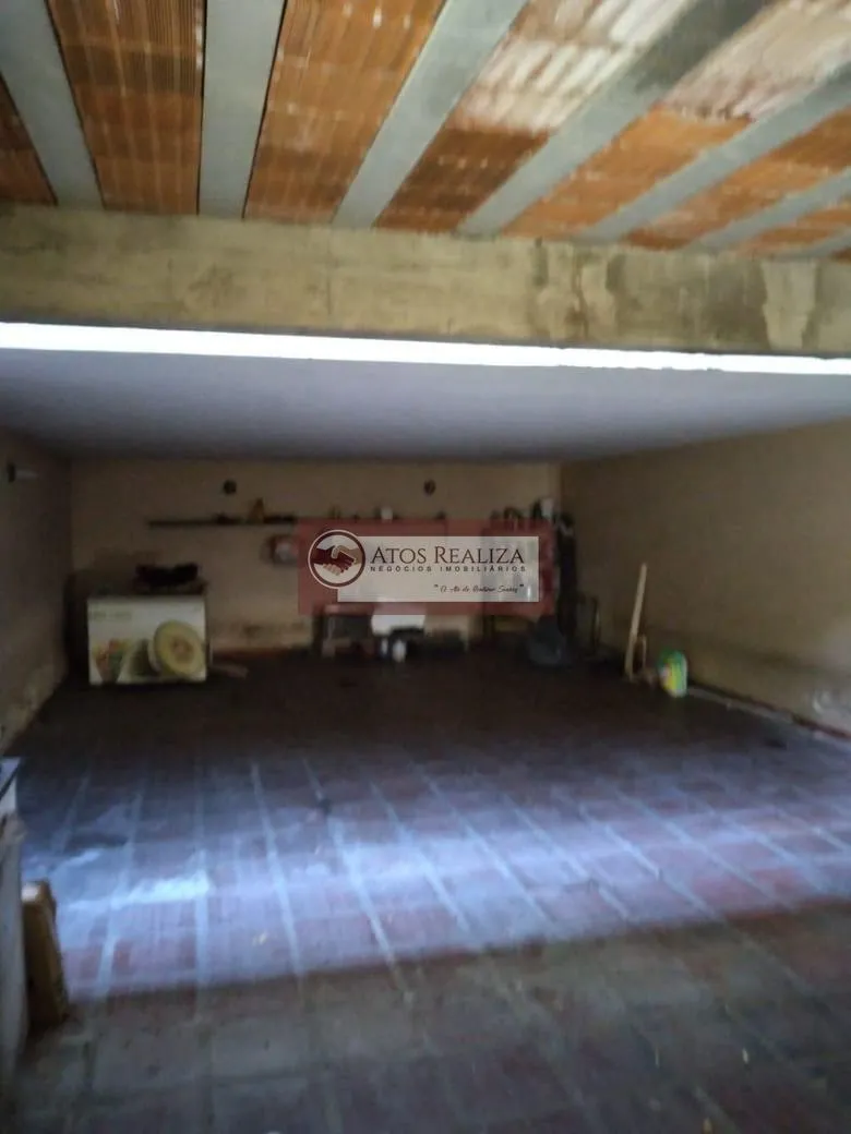 Imagem Casa térrea com edícula à venda em Jardim Esmeralda Região da Cidade Dutra SP. 300m², 3 dormitórios, 2 banheiros, 4 Vagas de garagem por R$800.000. Oportunidade!