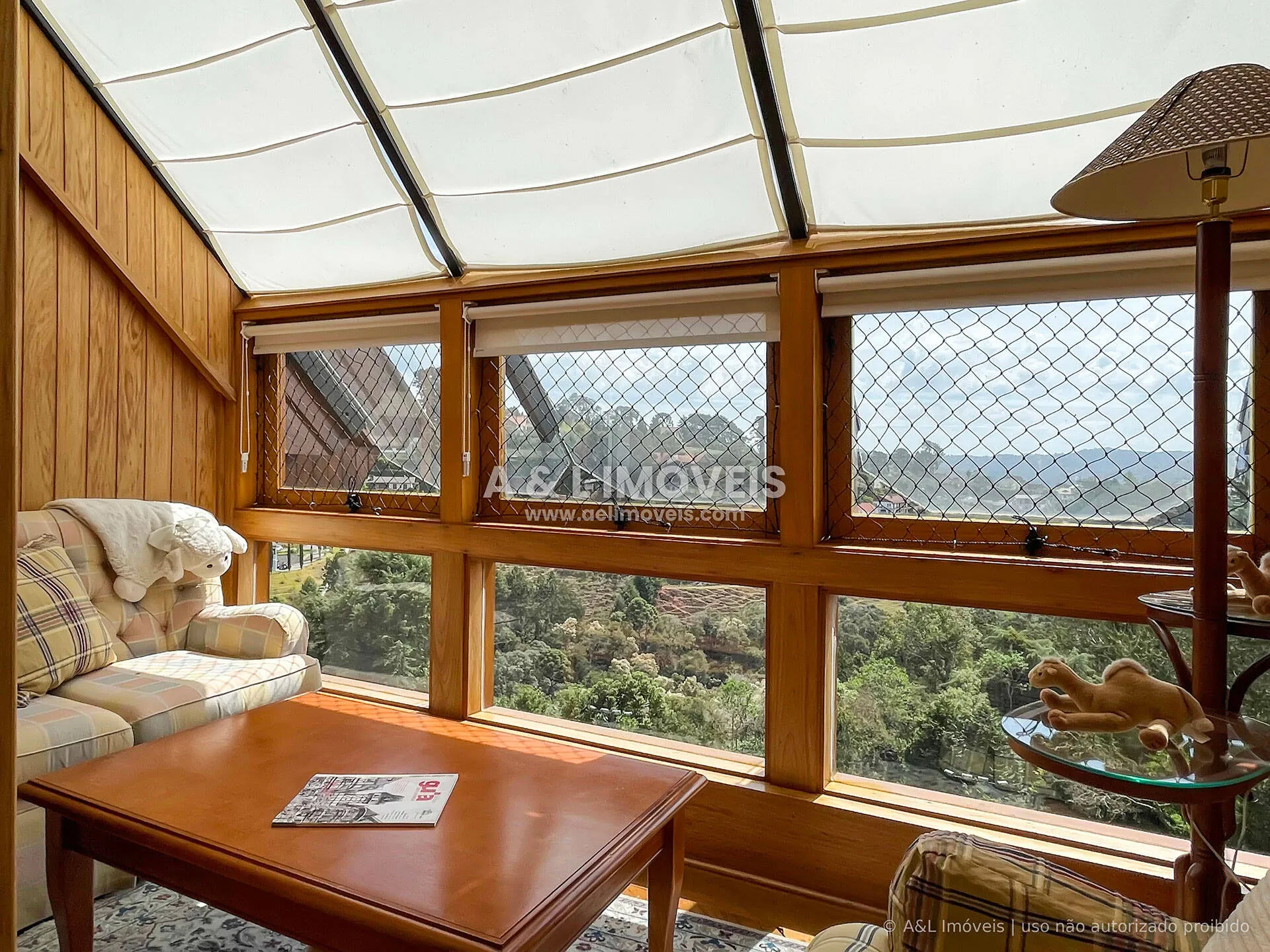 Imagem Cobertura duplex no Alto do Capivari com 3 suítes e sauna privativa
