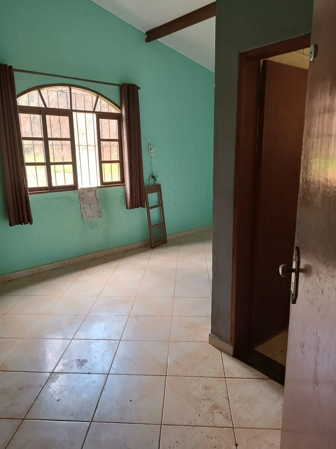 Imagem Casa à venda 3 Suites, 15 Vagas, 2000M², Bonfim, Aparecida - SP