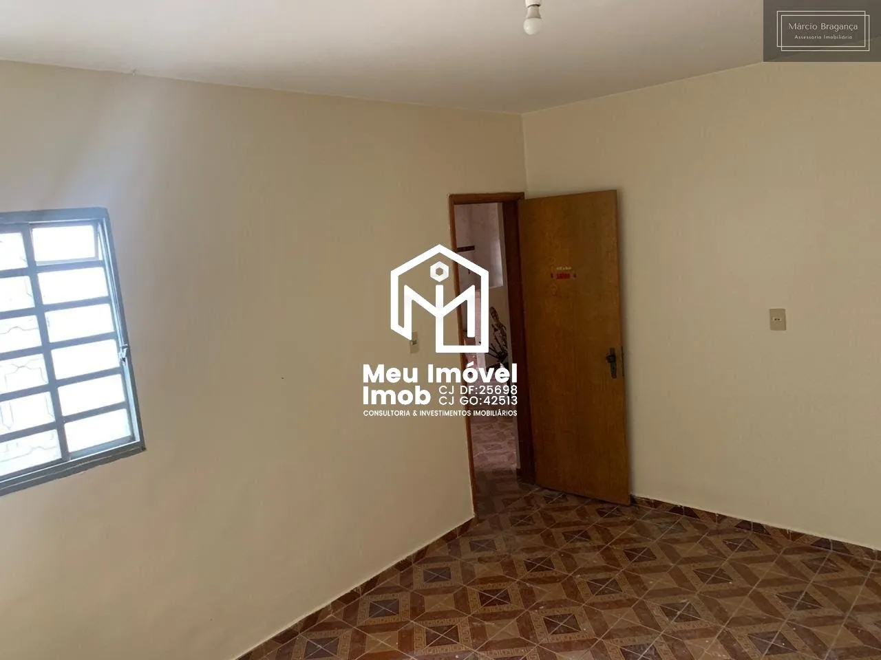 Imagem Sobrado 4 Casas 11 Quartos 6 Vagas 410m² AC Financiamento