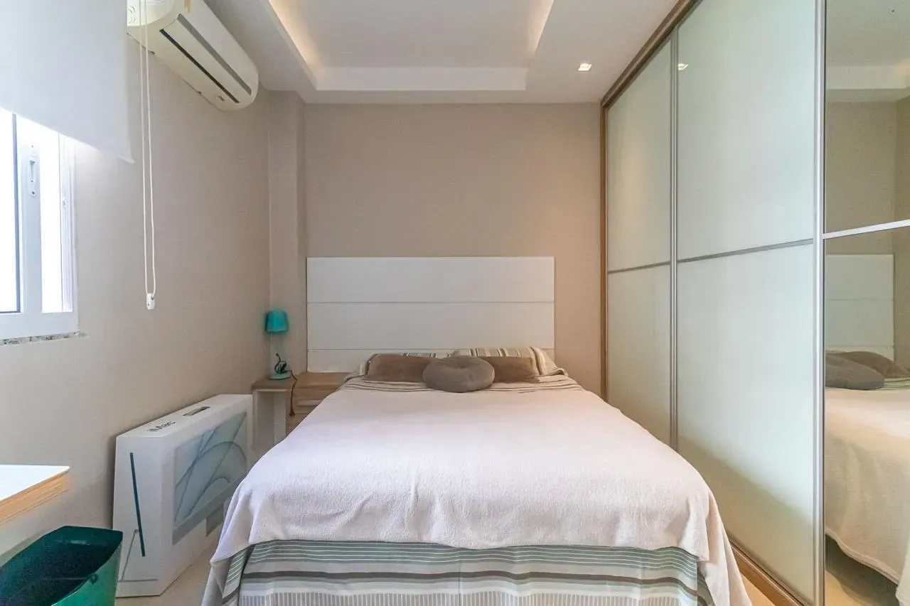 Imagem Apartamento com 3 Quartos à Venda, 156 m² em Copacabana - Rio de Janeiro