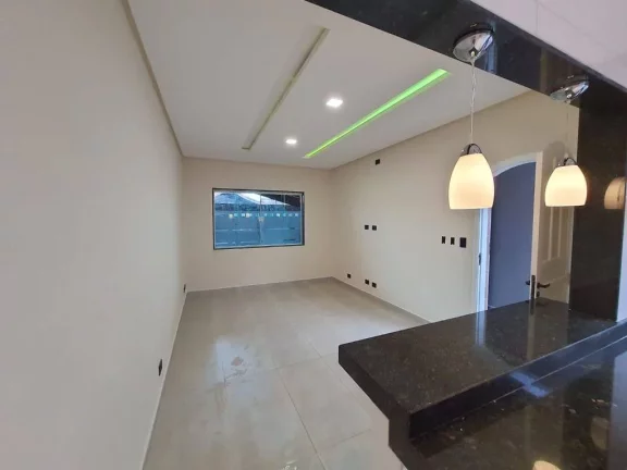 Imagem Casa com 2 dormitórios à venda, 74 m² por R$ 470.000,00 - Caiçara - Praia Grande/SP