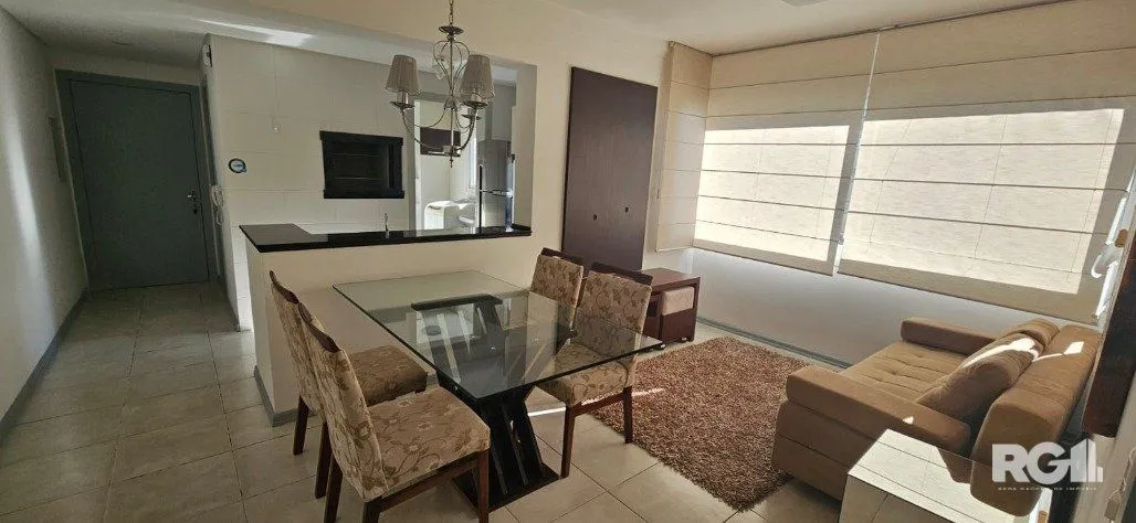 Imagem Lindo Apartamento Mobiliado de 1 domitório com 1 Suíte e Sacada