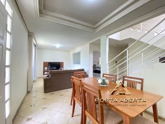 Imagem Casa triplex Iguaçu- cod 1194