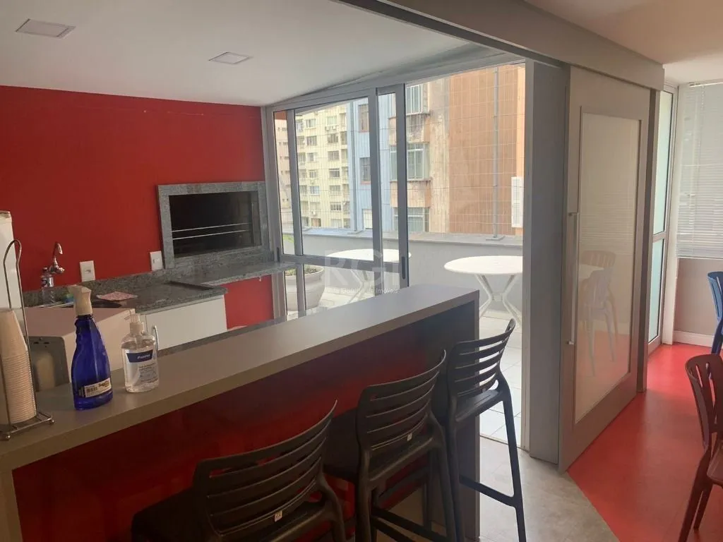 Imagem Prédio Para Comprar , 3300 m² por R$ 14.000.000,00 - Centro - Porto Alegre/RS