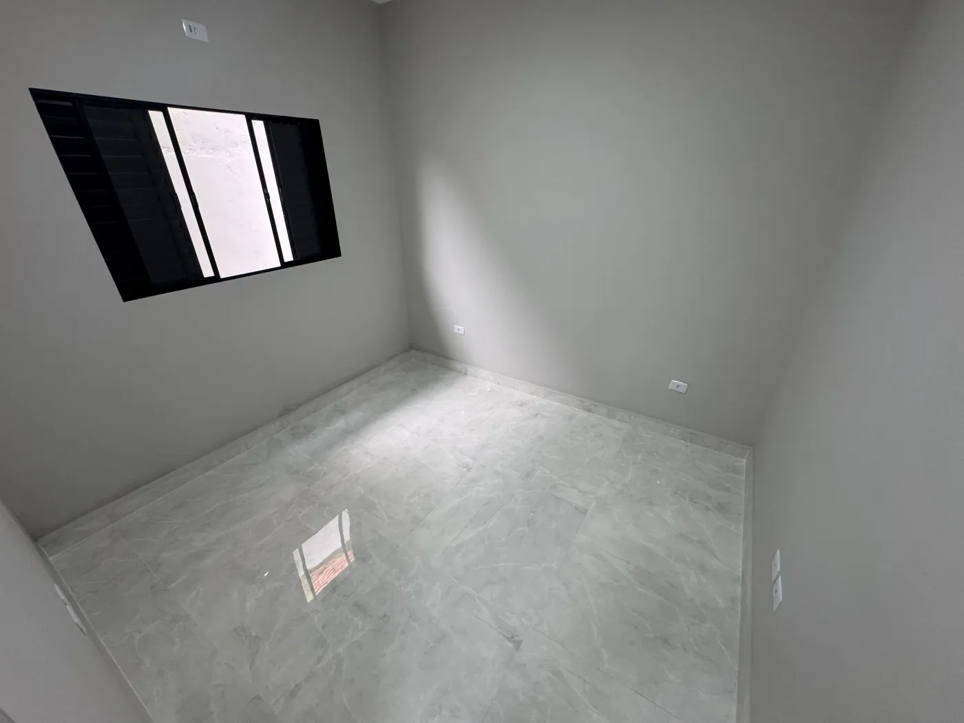 Imagem Casa para Venda em Mongaguá, Florida Mirim, 3 dormitórios, 1 suíte, 2 banheiros, 3 vagas