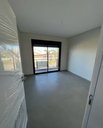 Imagem Sobrado para venda em Guaratuba, Balneário Brejatuba. Ótima localização, venha conferir!