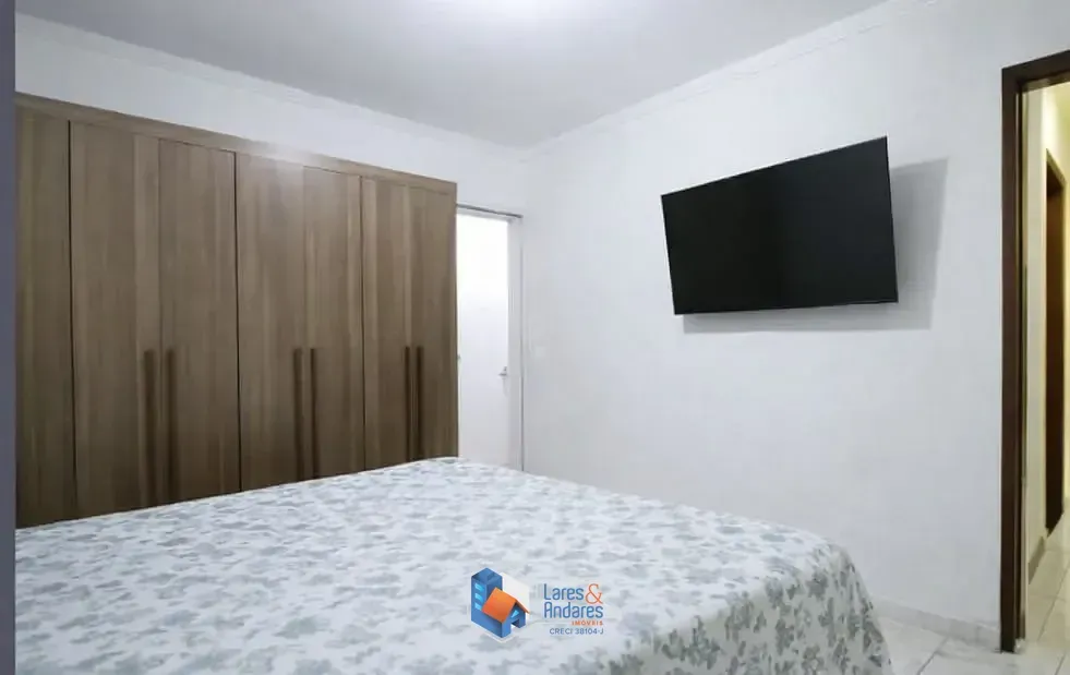 Imagem Sobrado para venda em Chácara Inglesa com 3 quartos, sendo 1 suíte, 86m²