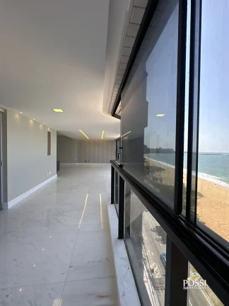 Imagem Saint Patrick: Exclusividade Frente ao Mar na Praia da Costa