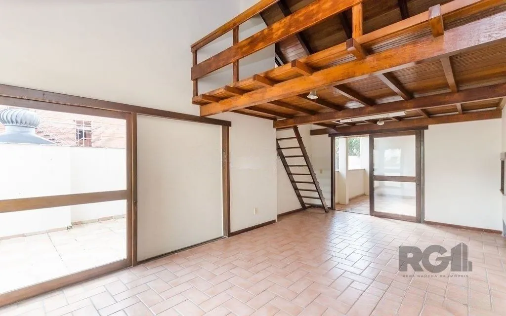Imagem Ótima cobertura de 200 m² com 2 dormitórios e 1 vaga de garagem.