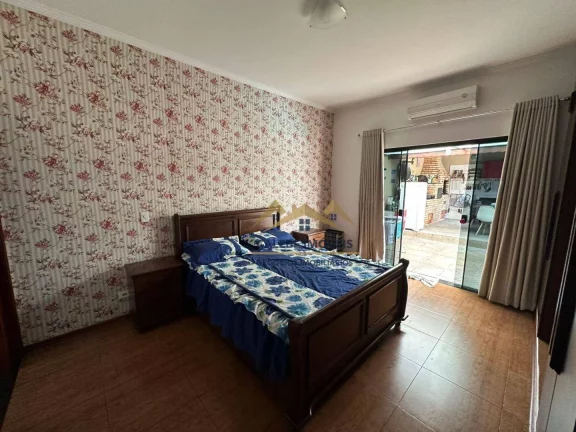Imagem Casa com 3 dormitórios à venda, 209 m² por R$ 700.000,00 - Chácara Junqueira - Tatuí/SP