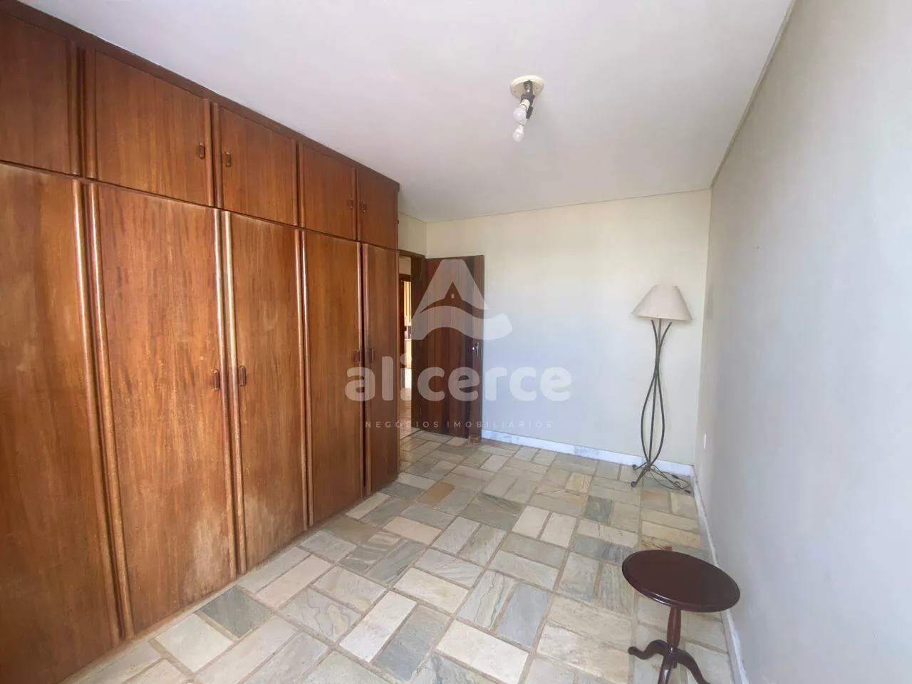 Imagem Cobertura à venda com 3 quartos 1 suíte, 232m² em Coqueiros Florianópolis