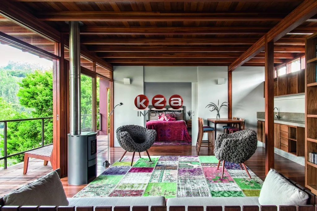 Imagem Linda casa de luxo à venda em Santo Antônio do Pinhal-SP, Condomínio Residencial Ecológico Parque da Mantiqueira: 6 quartos, 6 suítes, 3 salas, 8 banheiros, 10 vagas de garagem, 731m². Venha conferir!