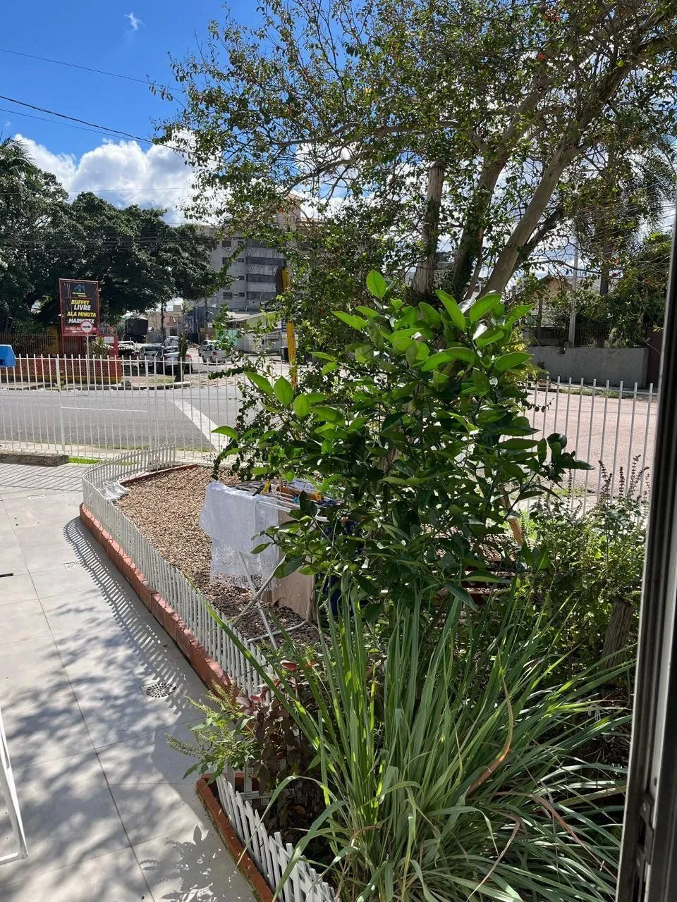 Imagem Apartamento térreo, 2 dormitórios, 1 vaga, Bairro Jardim América
