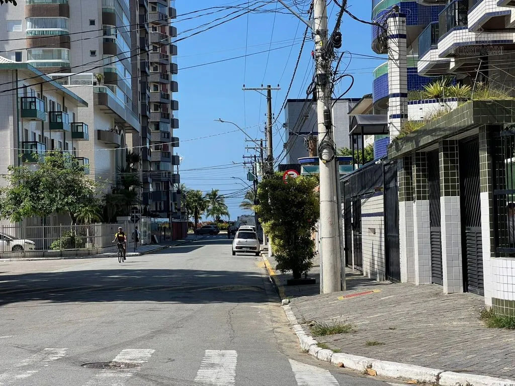 Foto do imóvel APARTAMENTO 1 DORMITORIO NA GUILHERMINA em Guilhermina, Praia Grande - SP