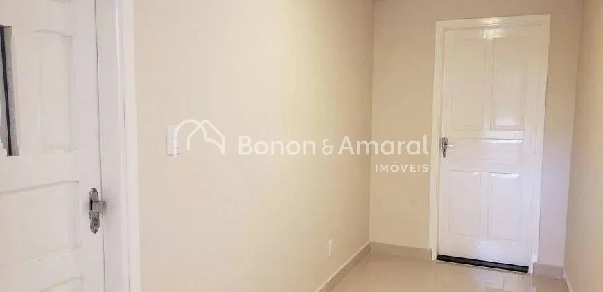 Imagem Casa com 4 Quartos e 2 banheiros à Venda, 242 m² por R$ 725.000