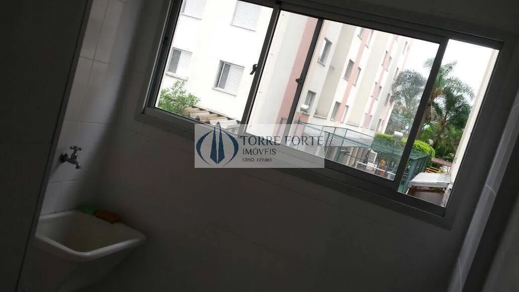 Imagem Apartamento com 2 dormitorios , 1 vaga de garagem coberta no Cangaiba.