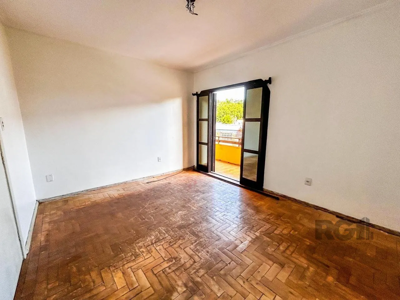Imagem Casa de 3 Quartos, 1 suíte, garagem fechada, churrasqueira, na Cavalhada Poa/RS