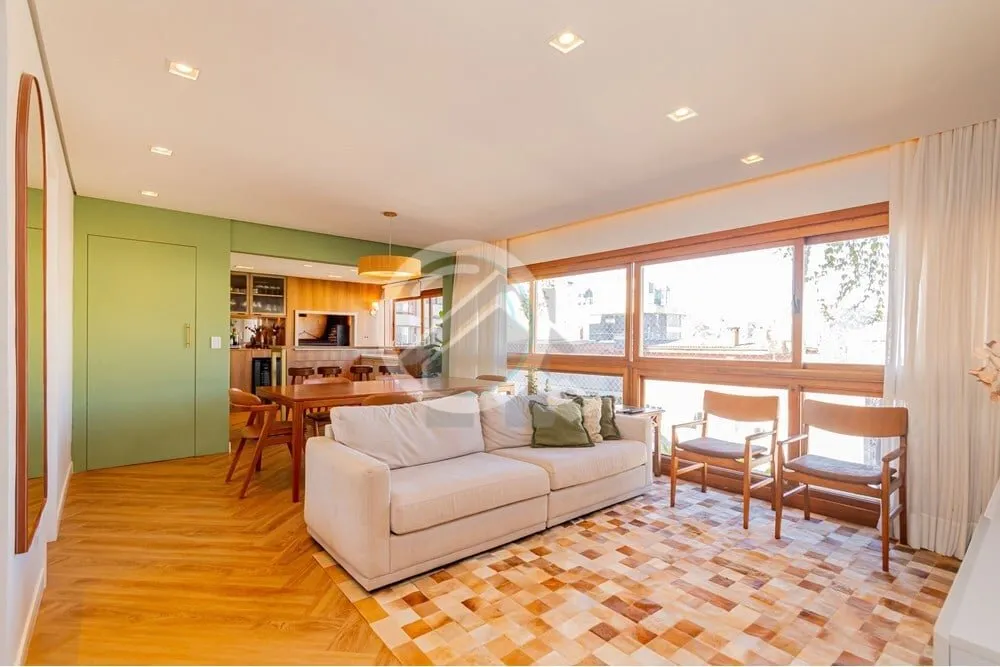 Imagem Este lindo apartamento de 120m² foi recentemente renovado com um projeto exclusivo que combina esti...