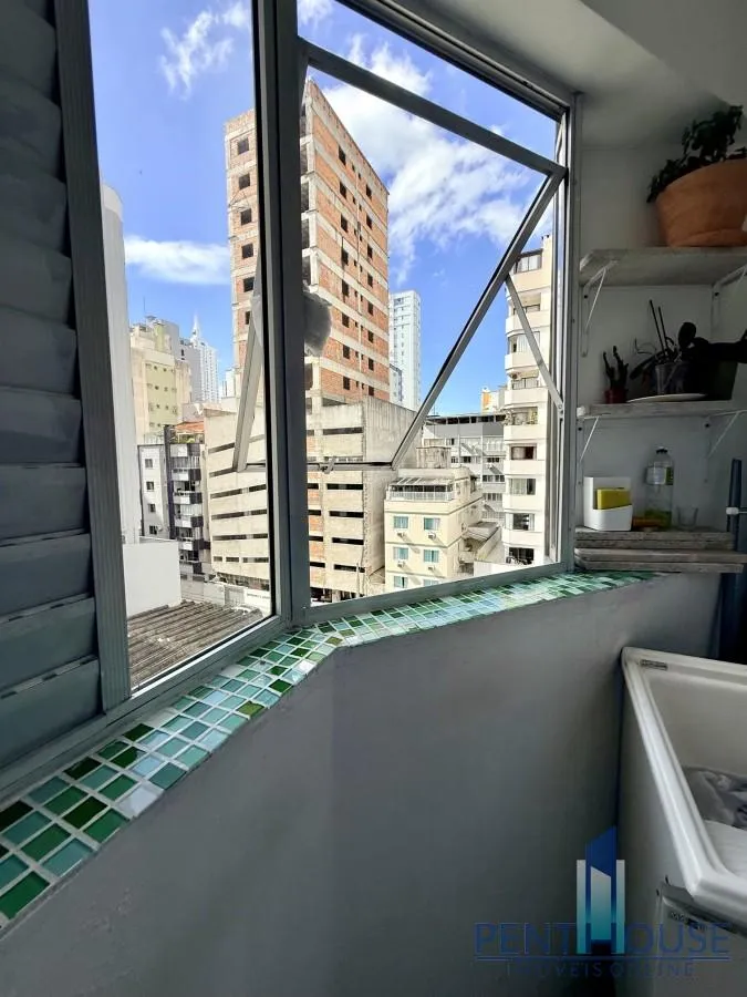 Imagem Apartamento Zona Central para Venda em Balneário Camboriú, CENTRO, 2 dormitórios, 1 suíte, 2 banheiros, 1 vaga