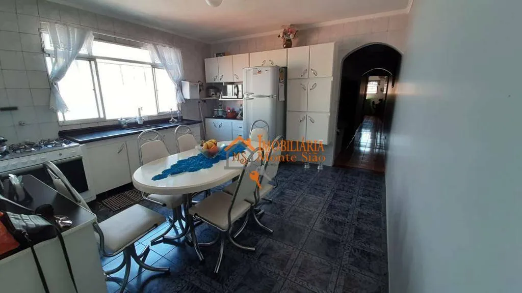 Imagem Sobrado com 6 dormitórios à venda, 257 m² por R$ 720.000,00 - Jardim Santa Clara - Guarulhos/SP