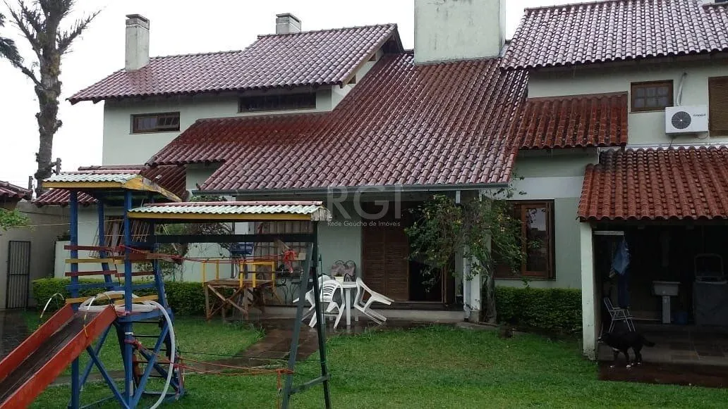 Imagem Casa para Venda - 432m², 3 dormitórios, 1 vaga - Tristeza