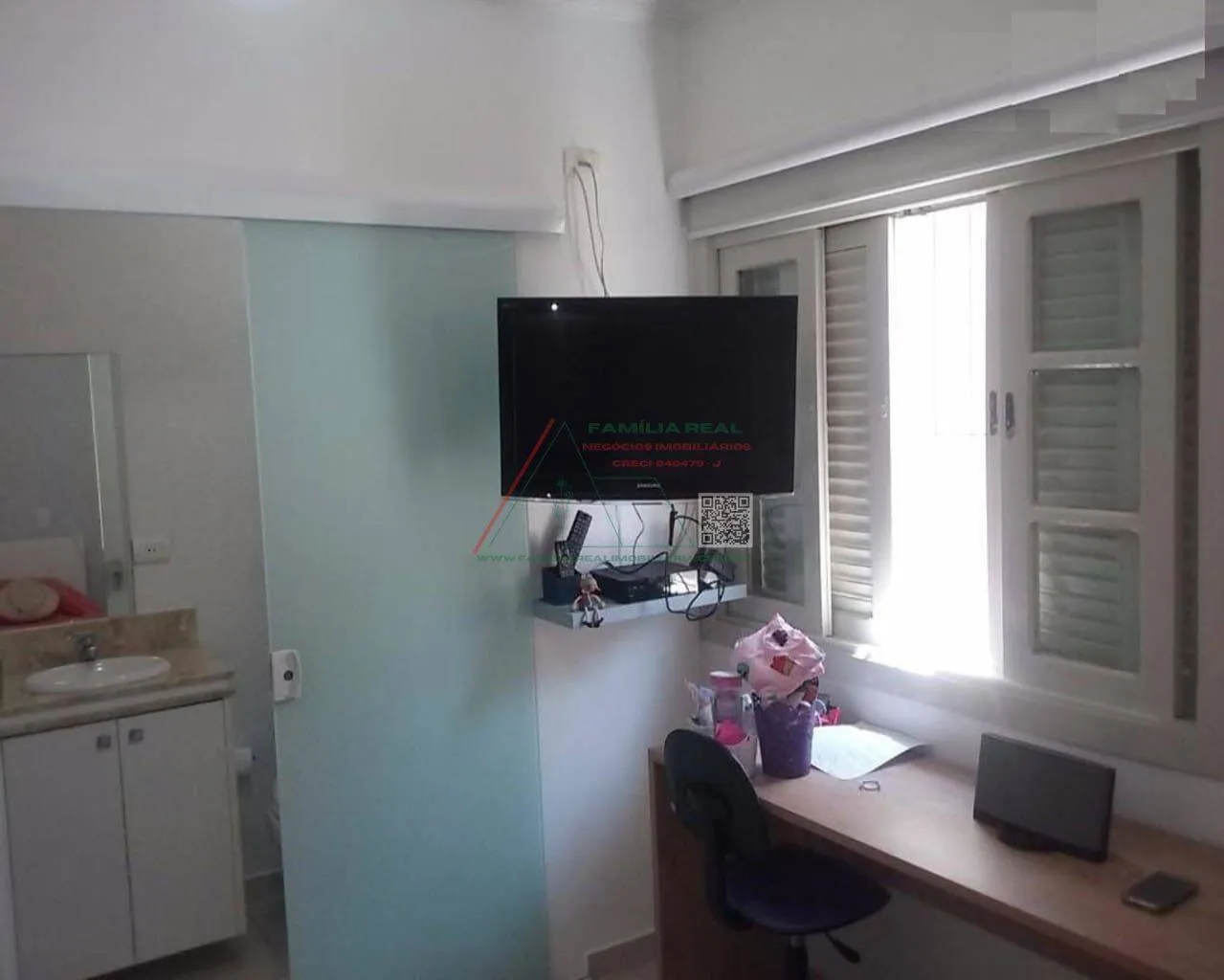 Imagem Sobrado para Venda ou Locação, na Vila Matilde, com 03 Dormitórios, sendo 03 Suítes