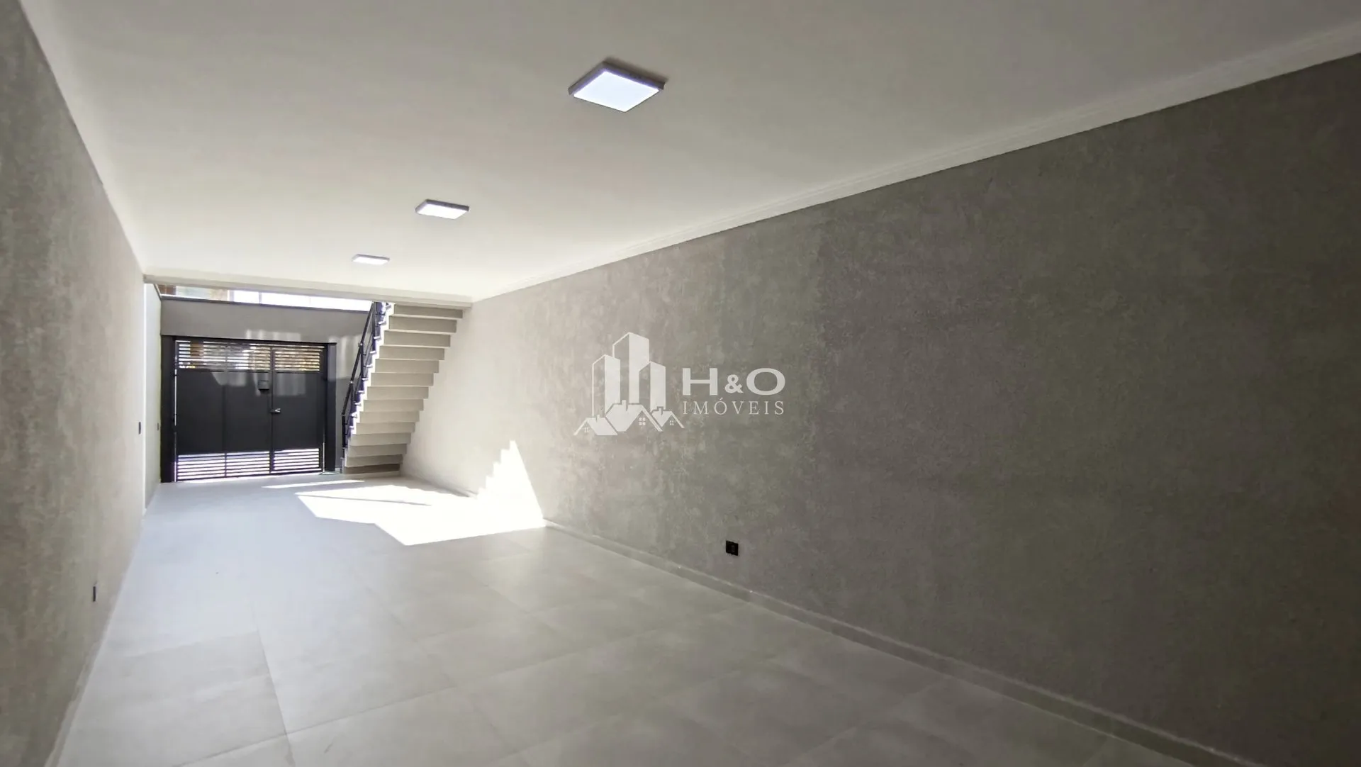 Imagem Oportunidade, Sobrado Frontal à Venda - 111m² de Área Útil | 3 Dormitórios | 3 Vagas, Bairro Jardim Brasília, Itaquera.