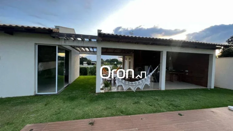 Imagem Casa à venda, 427 m² por R$ 2.990.000,00 - Condomínio Parque dos Cisnes - Goiânia/GO