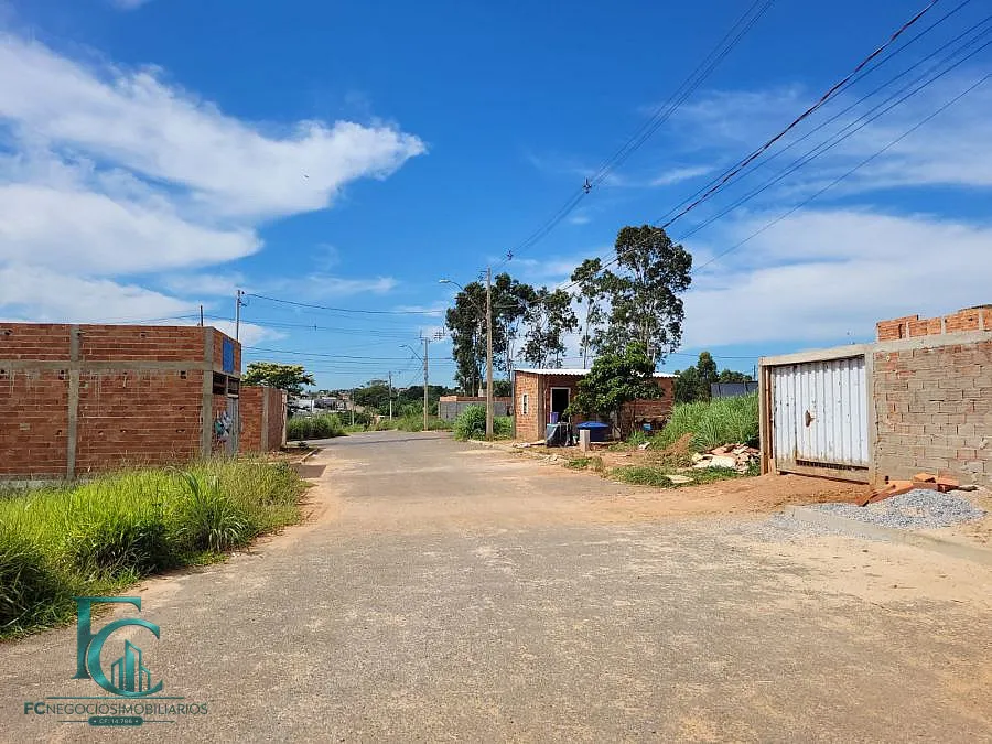 Imagem LOTE COM INFRAESTRUTURA PRONTA PARA VOCÊ CONSTRUIR